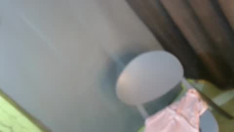 highskoolfucker online show from January 7, 6:18 am