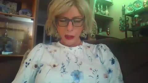 Girlinrock online show from January 6, 1:42 am