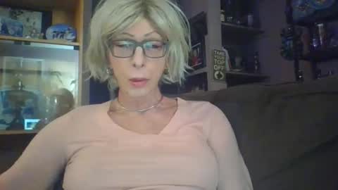 Girlinrock online show from February 12, 1:53 am