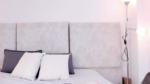 Giselle  online show from January 16, 10:19 pm