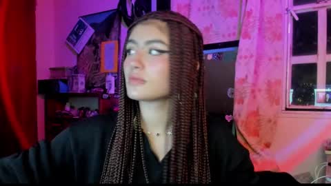 Giulietta online show from December 19, 5:07 am