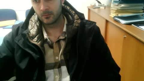 giuseppevai1 online show from March 13, 6:44 pm