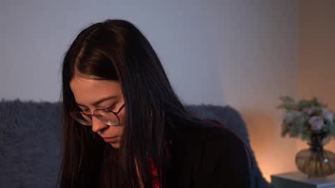 Agness online show from October 31, 3:23 pm