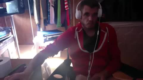 dutch rave guy c2c dutch online show from September 14, 1:34 pm