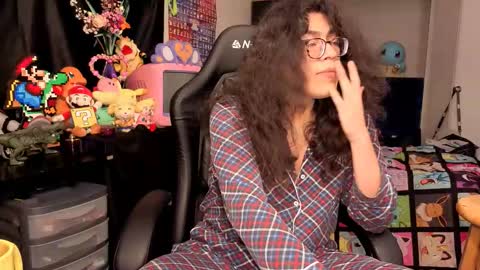 glaceon9 online show from October 30, 11:22 am