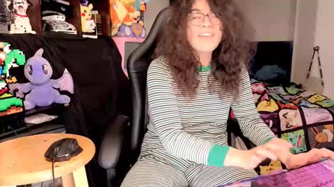 glaceon9 online show from January 10, 8:31 am