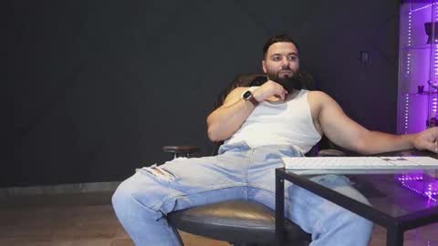 Matthew .. for short call me Matt online show from March 14, 11:09 pm