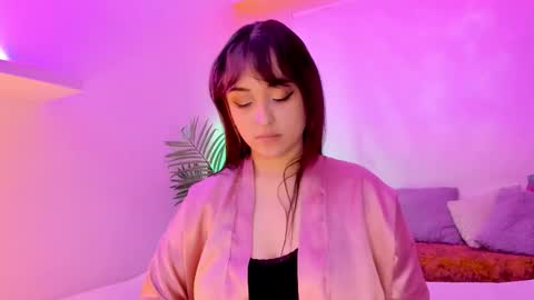 Mimi online show from December 13, 8:04 pm