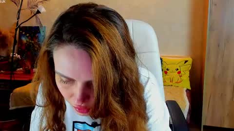 Gloria Wood online show from May 31, 6:09 pm