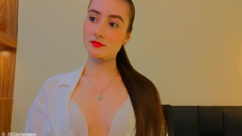 Gloriana online show from January 18, 2:04 pm