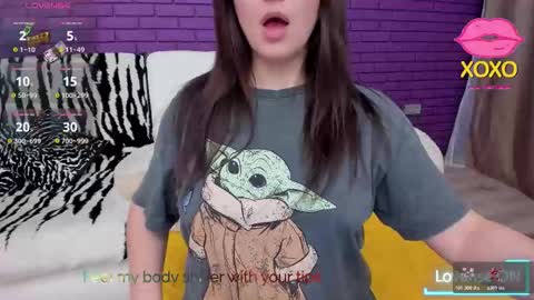 Mia online show from February 15, 9:02 pm