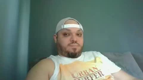 Your boy online show from November 26, 9:06 am