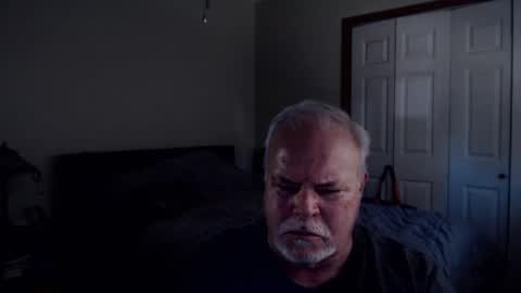 Snapshot of gmctruckguy chatting on September 30, 9:03 pm gmctruckguy online show from September 30, 9:03 pm