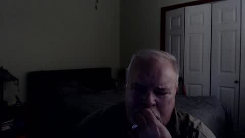 Snapshot of gmctruckguy chatting on October 22, 7:26 pm gmctruckguy online show from October 22, 7:26 pm
