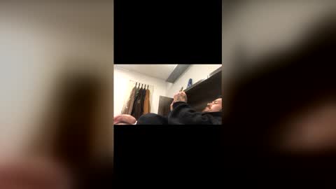 gnarcoticscrew online show from May 20, 3:25 am