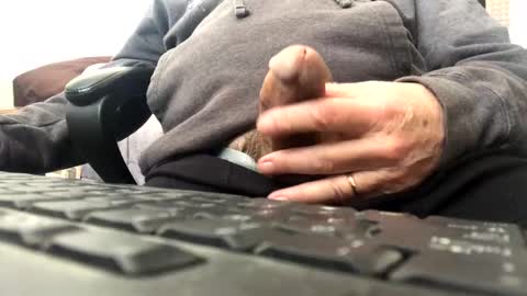 Snapshot of gngnxxx chatting on February 17, 1:44 pm gngnxxx online show from February 17, 1:44 pm