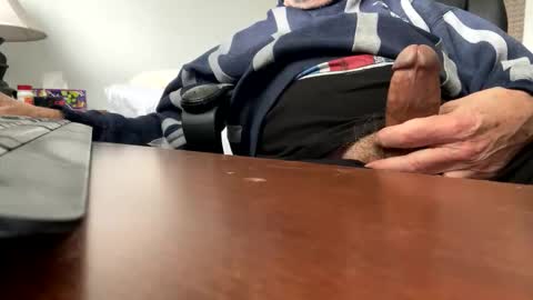 gngnxxx online show from January 6, 6:12 pm