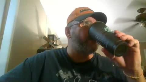 IDKIDCIDGAF online show from November 29, 2:52 am