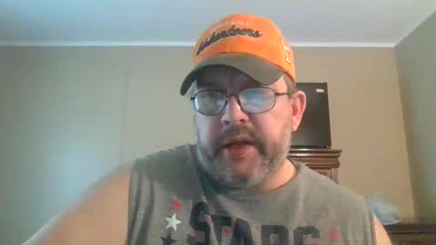 IDKIDCIDGAF online show from February 3, 8:13 pm