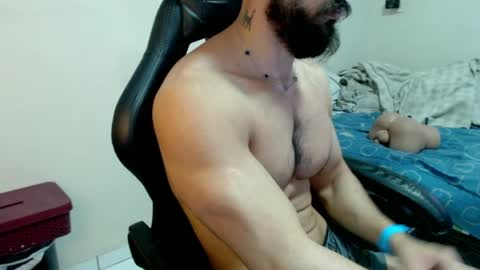 god hunkules online show from April 9, 4:34 pm