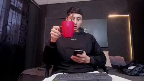 steven online show from October 13, 11:23 am