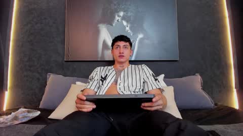 steven online show from December 15, 9:20 pm