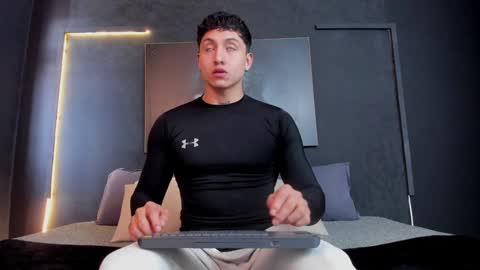 steven online show from December 10, 12:49 pm