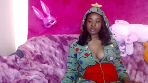 goddess_aaliyah online show from December 28, 9:20 am