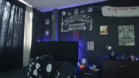 Snapshot of goddess_mortem chatting on February 25, 12:27 pm Mortem model independientfollow me on my telegram channel   online show from February 25, 12:27 pm