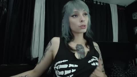 Snapshot of goddess_mortem chatting on October 21, 11:30 pm Mortem model independientfollow me on my telegram channel   online show from October 21, 11:30 pm