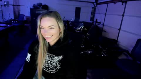 Patricia Mars           Goddess of Mars twitter thegoddessmindy online show from December 3, 3:28 pm