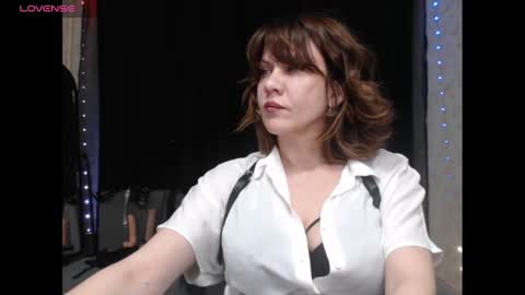 Snapshot of goddess_orsa chatting on February 3, 3:49 pm Orsa online show from February 3, 3:49 pm