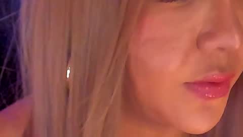 Barbie Brown online show from March 6, 3:38 am