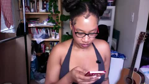 Goddess Daisy Sky online show from September 11, 7:15 pm