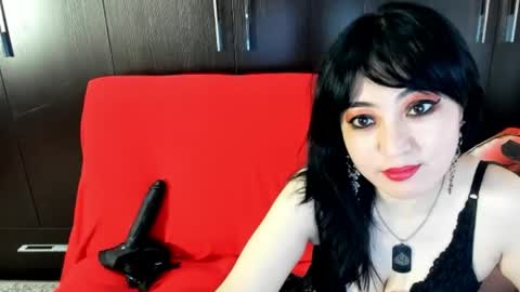 goddessemily_ online show from May 10, 7:04 am