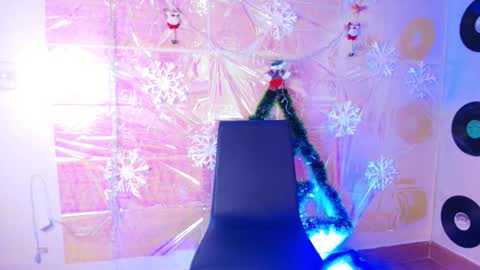 Julieta online show from December 21, 8:15 pm