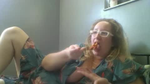 Crystal online show from March 11, 6:41 pm