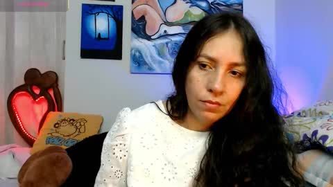  Naih Reyes online show from February 11, 6:50 am