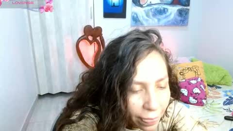  Naih Reyes online show from October 9, 6:08 am