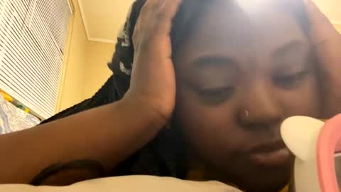 Snapshot of goddessnyia chatting on February 3, 5:07 am goddessnyia online show from February 3, 5:07 am