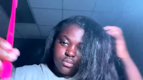 Snapshot of goddessnyia chatting on October 24, 1:50 am goddessnyia online show from October 24, 1:50 am