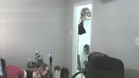 goinwild8900 online show from September 14, 6:04 am