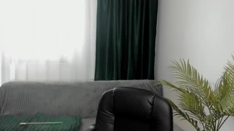 gold_alpha_boy online show from July 16, 7:11 am