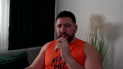 gold_alpha_boy online show from January 19, 11:53 am