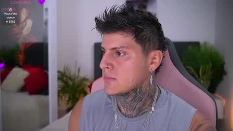 goldenatlasx online show from February 15, 6:28 pm