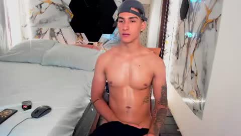 Golden online show from July 8, 6:44 pm