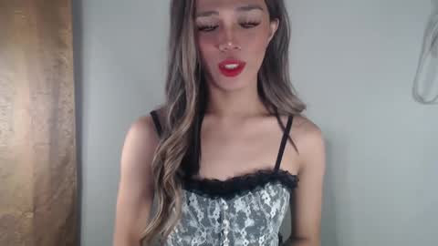 Lily is Gold online show from March 1, 2:48 am
