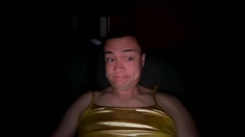 Goldentomleo online show from September 15, 8:05 am