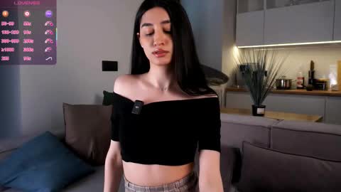 angel online show from November 30, 4:52 am