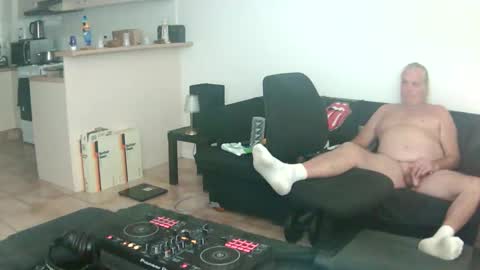 goldyguy011 online show from May 29, 6:55 am
